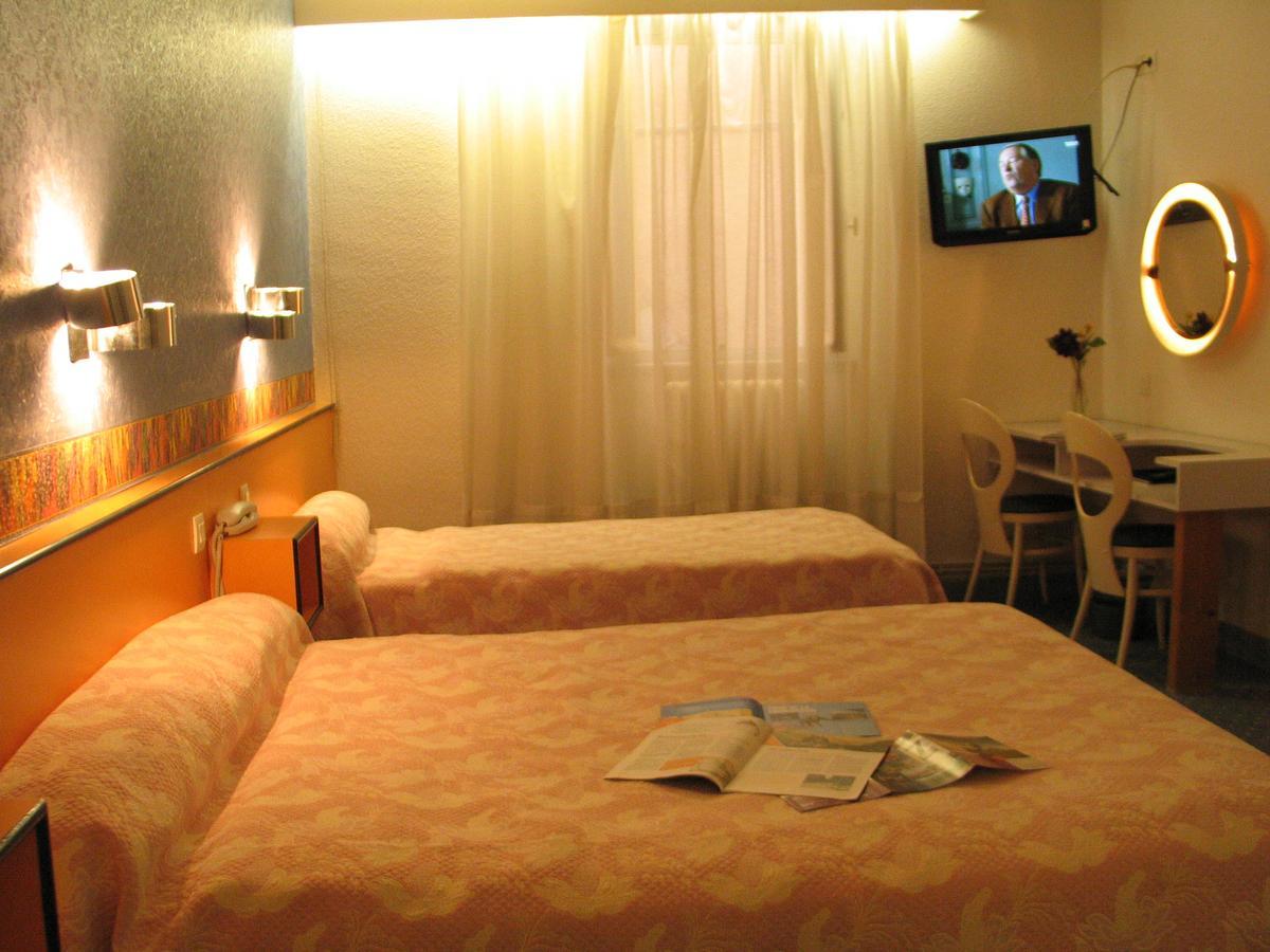 Bed and Breakfast Le Saint Vincent Foix Exterior foto